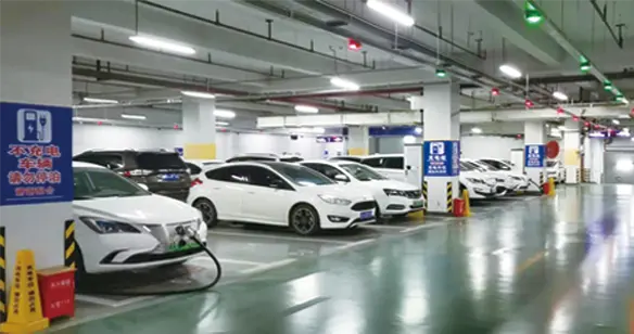 重庆市金融街充电站